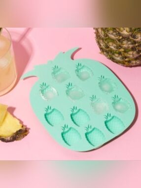 $5 ADD ON Blush Pineapple Silicone Mold Tray‎